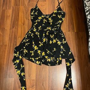 PrettyLittleThing Black and Yellow Asymmetrical romper